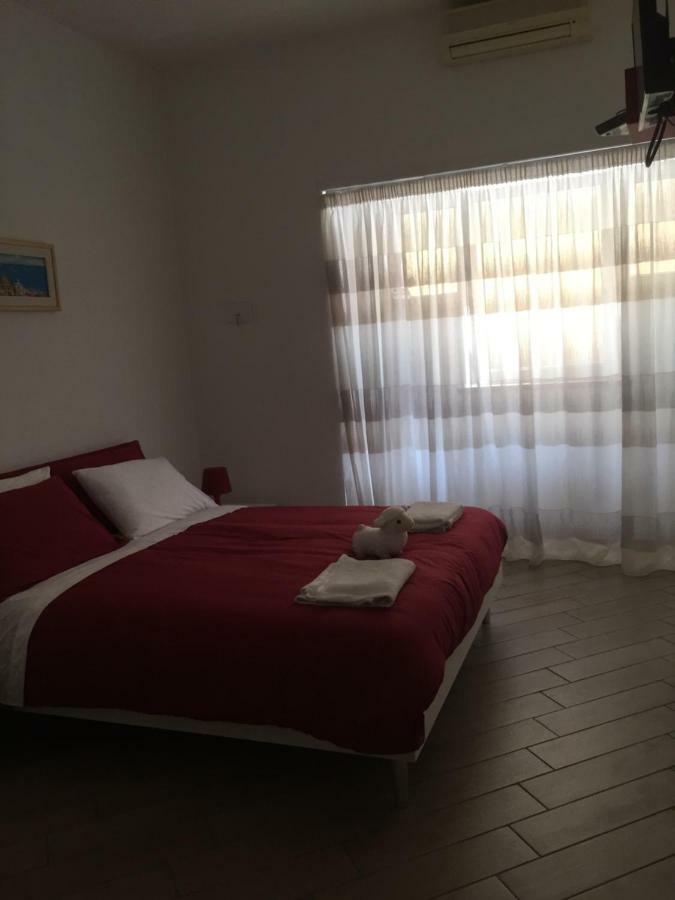 Margherita Queen Home كاستيلاّماري دي ستا المظهر الخارجي الصورة